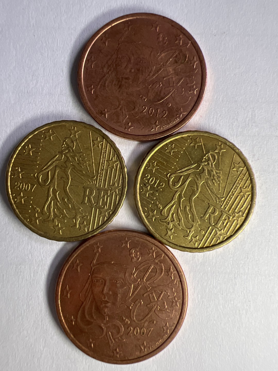 泡泡堂微拍第157幕硬币捡漏可累计专场👿👿，累计满二十元包邮，接受代拍业务 法国四枚