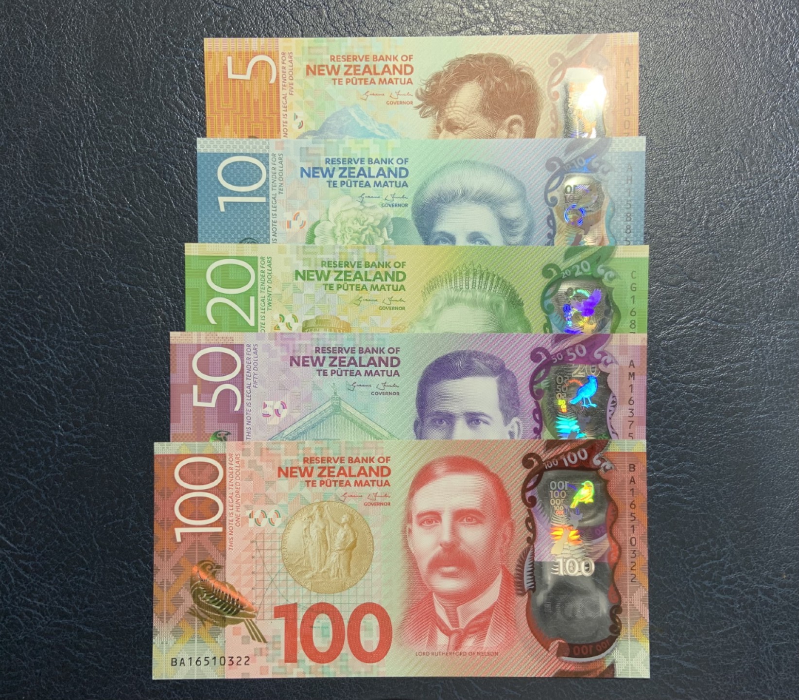 收藏联盟Quantum Auction 第258期拍卖  新西兰2015-16年5-100元 品相全新UNC