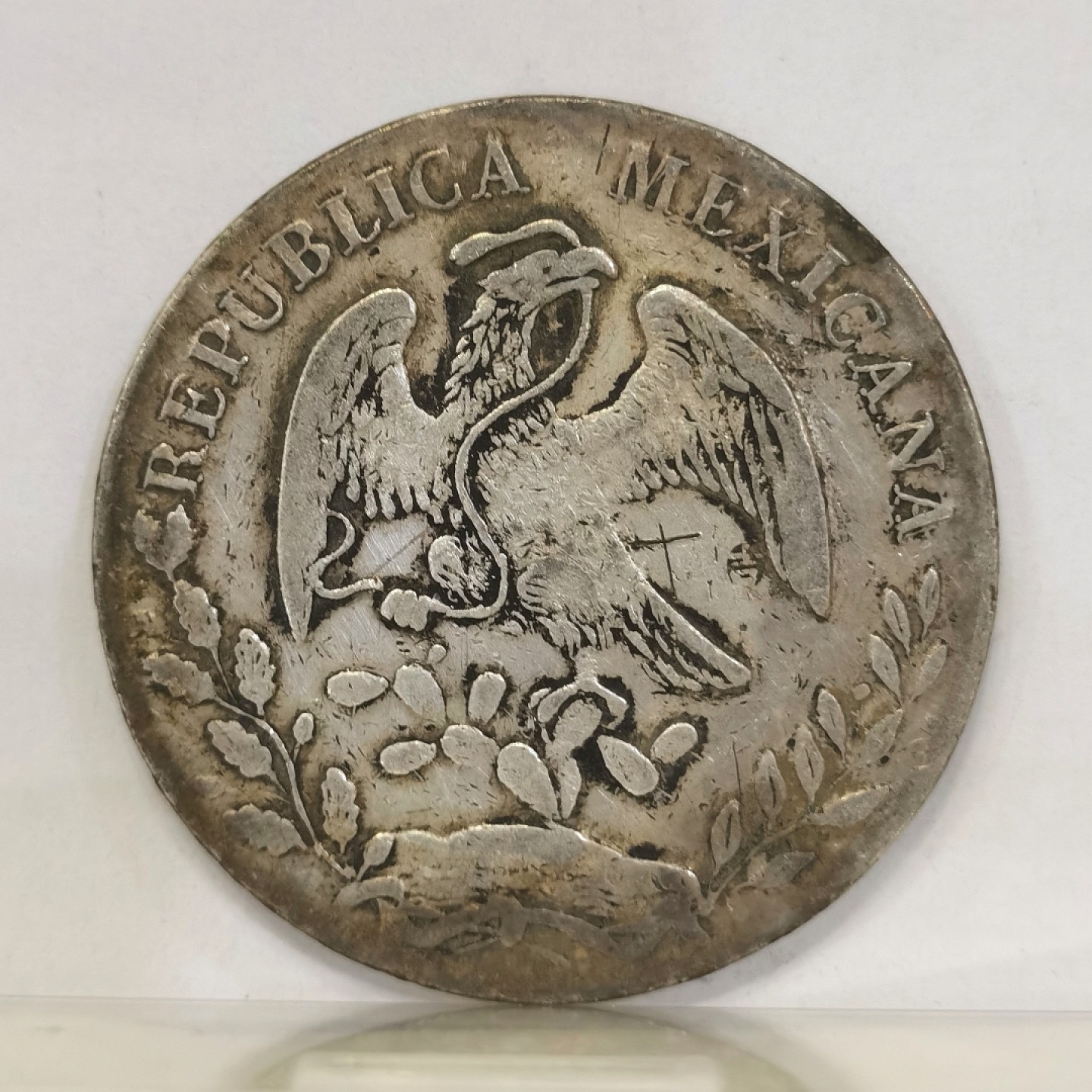 博洋堂马克藏家退坑小专场暨第026期（全场包邮） 墨西哥1870年Ho PR版鹰洋 少见五级鹰 该版可能是Ho厂1870年代存世品相最差的一个版别了 好品非常难找 存世以F为主 常见带有戳记 就算是一枚底板比较干净的VF品相都相当难得了 这枚竖O版比横O更少