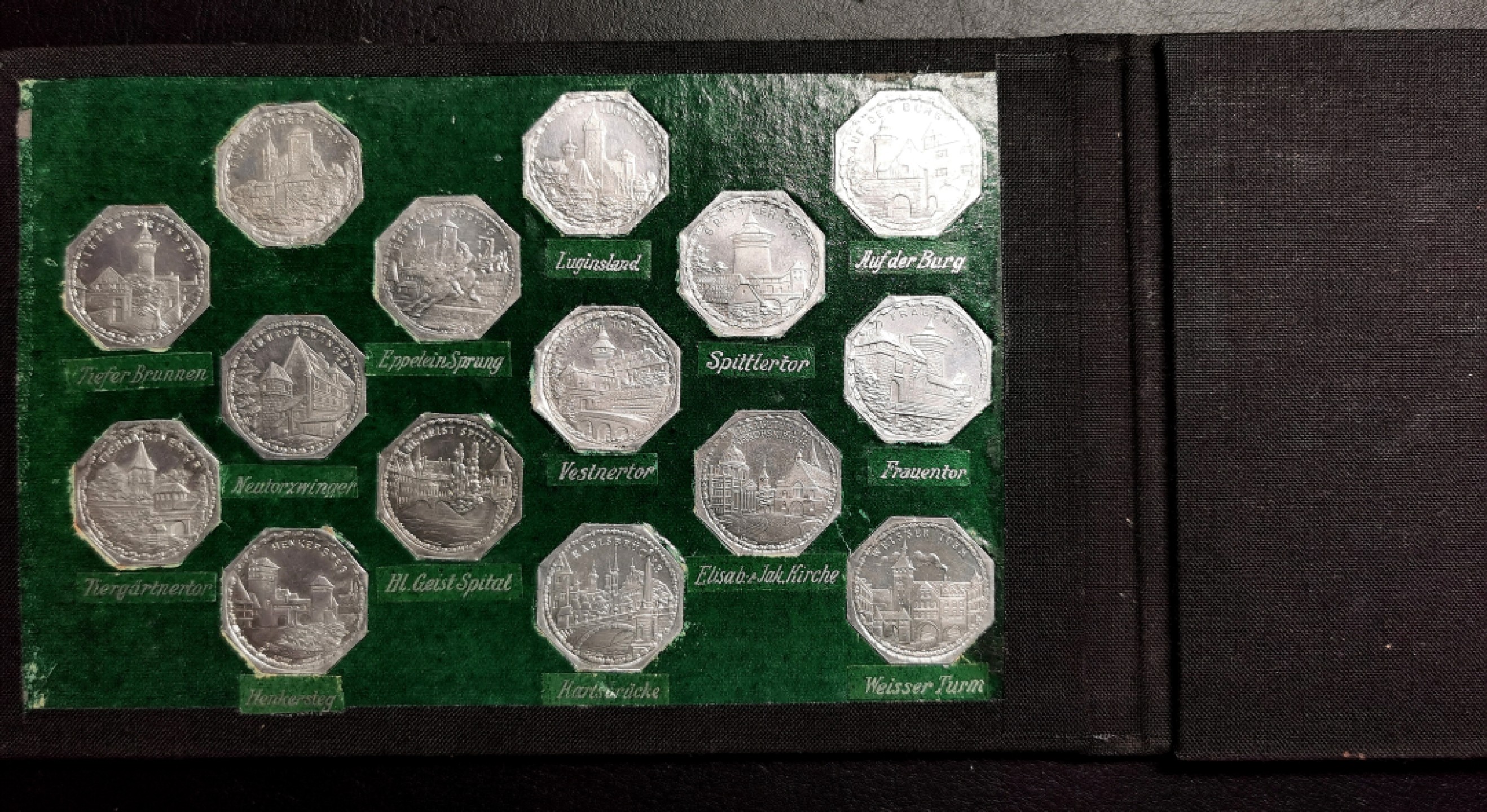 凡希社世界钱币微拍第二百三十八期 1921德国纽伦堡电车代用币45枚全套带原盒！