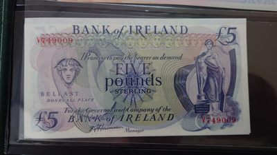 【世界钱币】精选微拍第62期暨2023年第九期 裸钞专场（有最新四月底币展卖剩品种） 北爱尔兰5镑 全新绝品