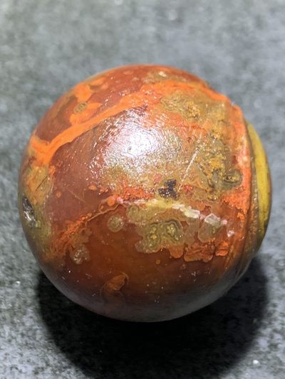 精美亚光冰飘战国红玛瑙手工雕刻独具慧眼大单珠一颗！ 精美亚光冰飘战国红玛瑙手工雕刻独具慧眼大单珠一颗！