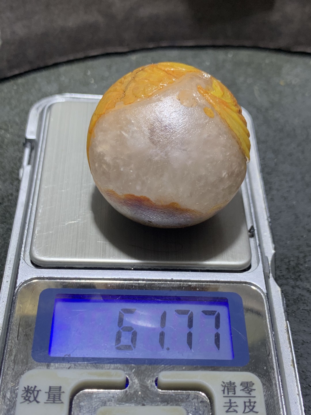 精美亚光冰飘战国红玛瑙手工雕刻天使翼，恶魔翼大圆珠一颗！