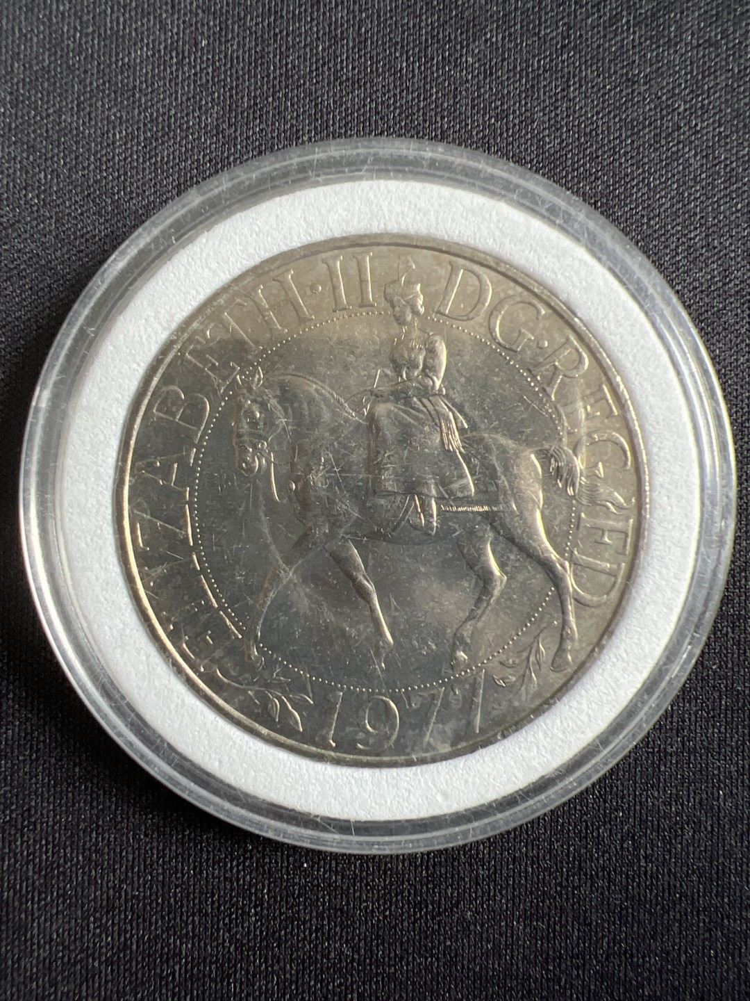 泡泡堂微拍第157幕硬币捡漏可累计专场👿👿，累计满二十元包邮，接受代拍业务 女王登基25周年纪念币