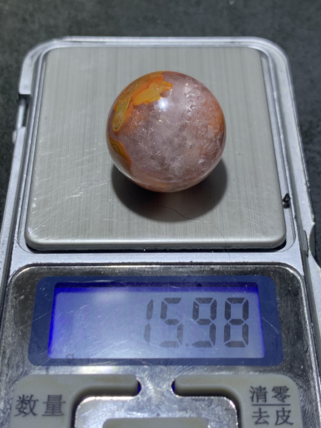 精美冰飘草花纹战国红玛瑙圆珠一颗