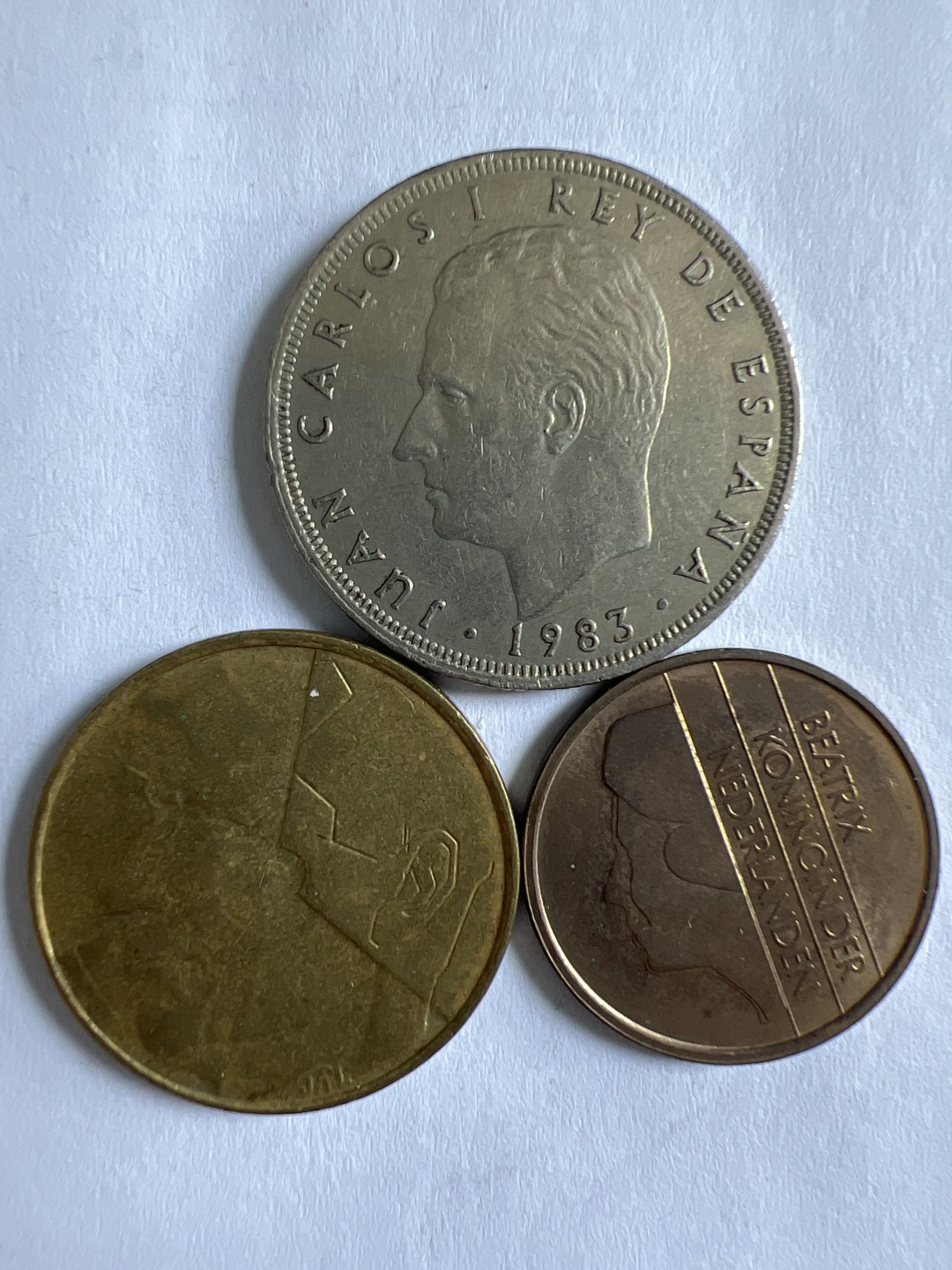 泡泡堂微拍第159幕硬币捡漏可累计专场👿👿，累计满二十元包邮，接受代拍业务 硬币三枚