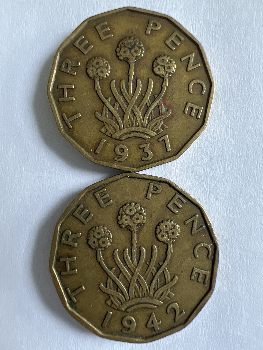 泡泡堂微拍第159幕硬币捡漏可累计专场👿👿，累计满二十元包邮，接受代拍业务 乔六三便士两枚