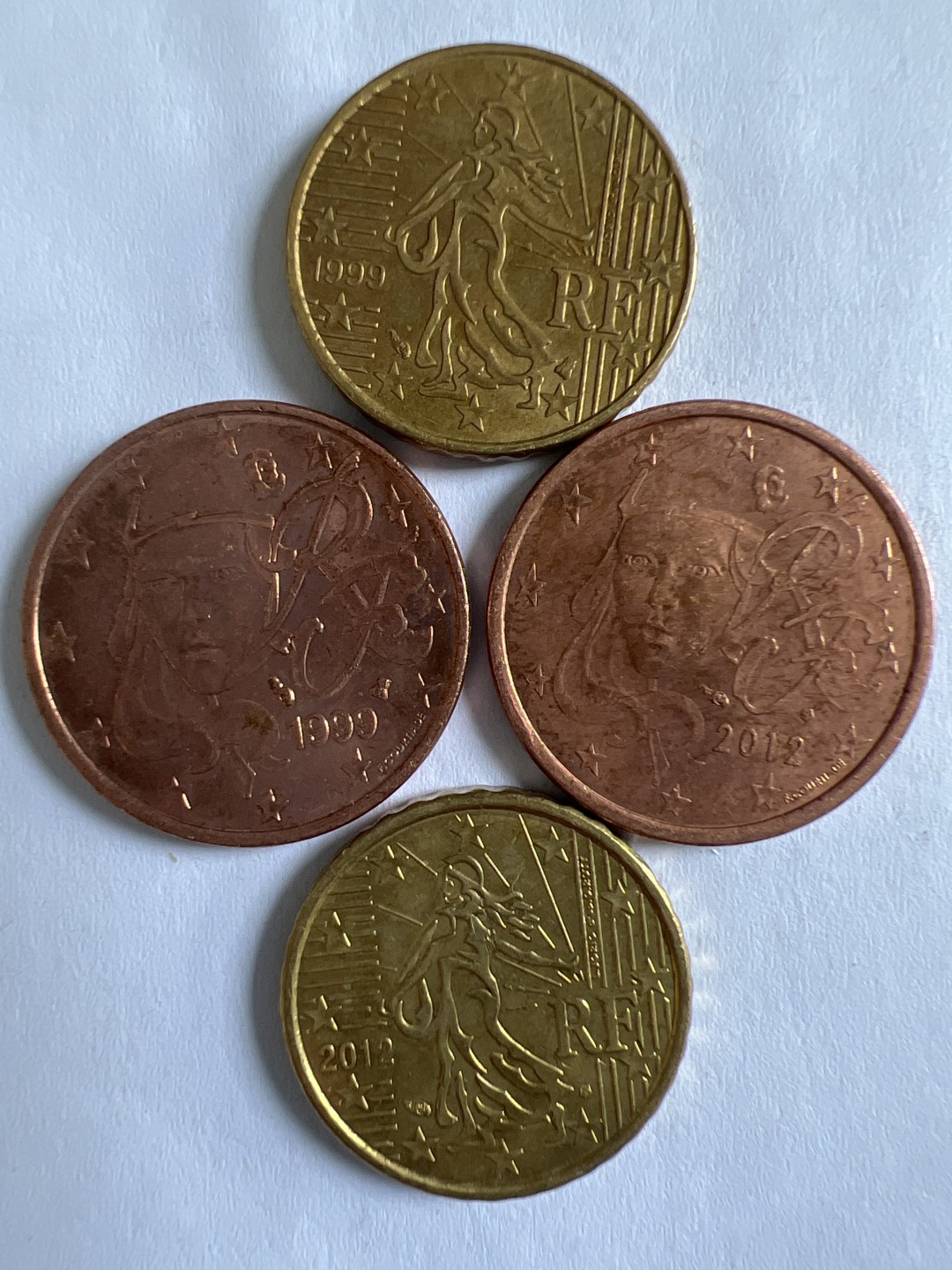 泡泡堂微拍第161幕硬币捡漏可累计专场👿👿，累计满二十元包邮，接受代拍业务 法国四枚