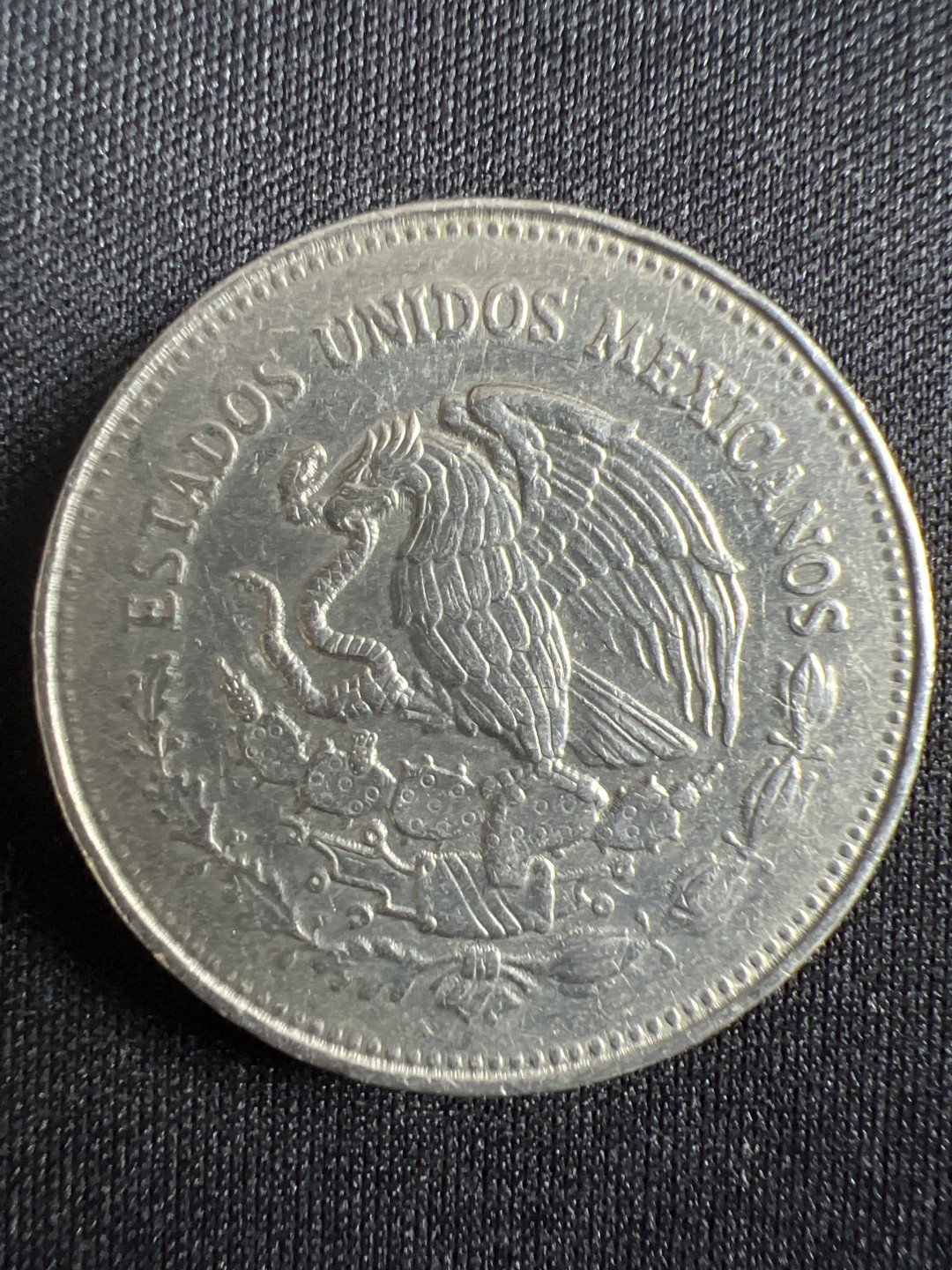 泡泡堂微拍第157幕硬币捡漏可累计专场👿👿，累计满二十元包邮，接受代拍业务 墨西哥200比索