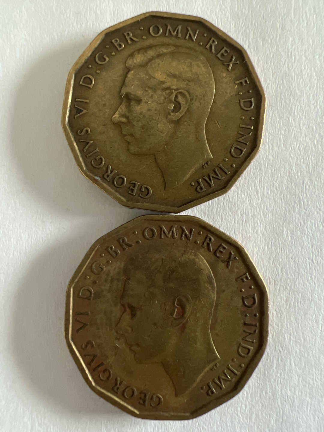 泡泡堂微拍第158幕硬币捡漏可累计专场👿👿，累计满二十元包邮，接受代拍业务 乔六三便士两枚