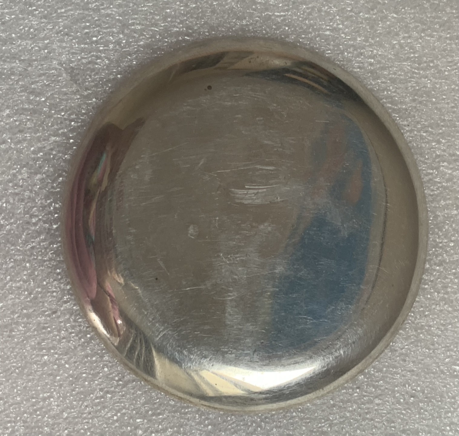 瓶子🏺第92期拍卖会 少见中东地区银托盘 手雕风景图案打900银标 80毫米 28.1克