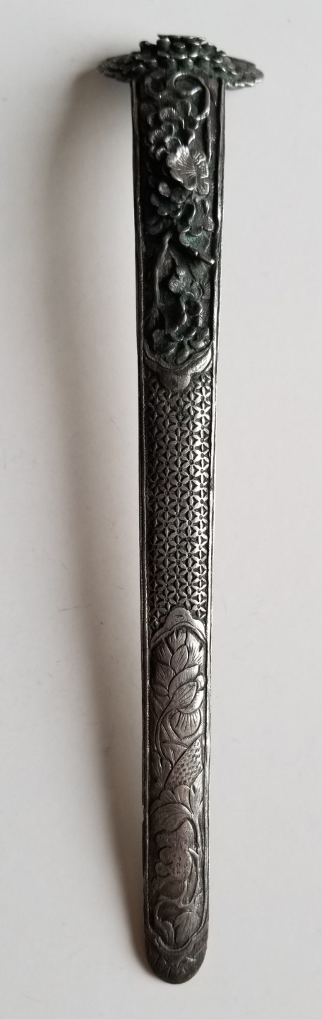 清代莲花牡丹纹满工铲地银扁方簪-精美长簪