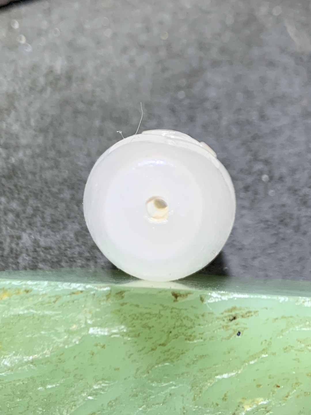 精美高玉化海洋玉髓手工雕刻舍得大桶珠一个！