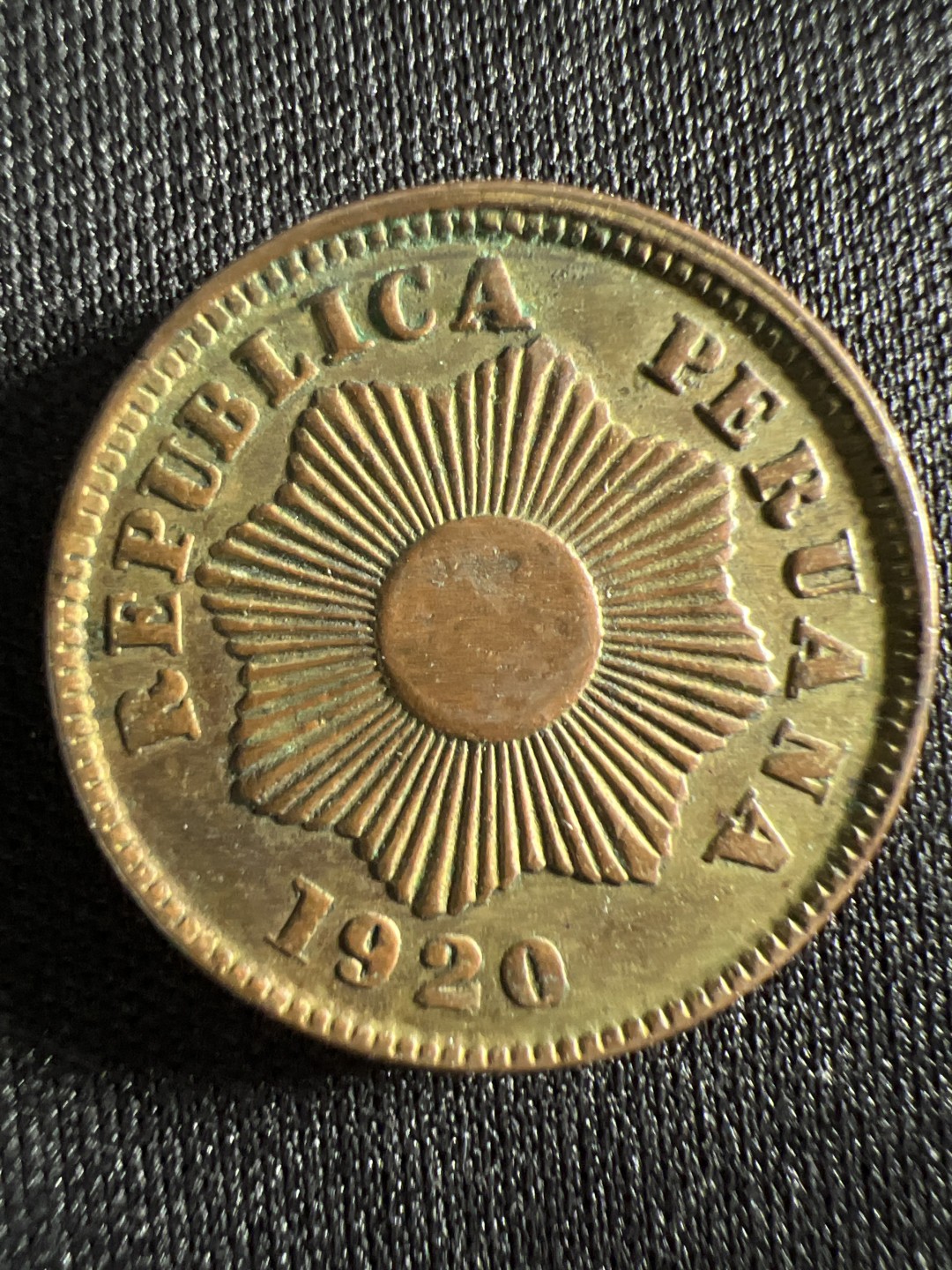 泡泡堂微拍第157幕硬币捡漏可累计专场👿👿，累计满二十元包邮，接受代拍业务 秘鲁一分