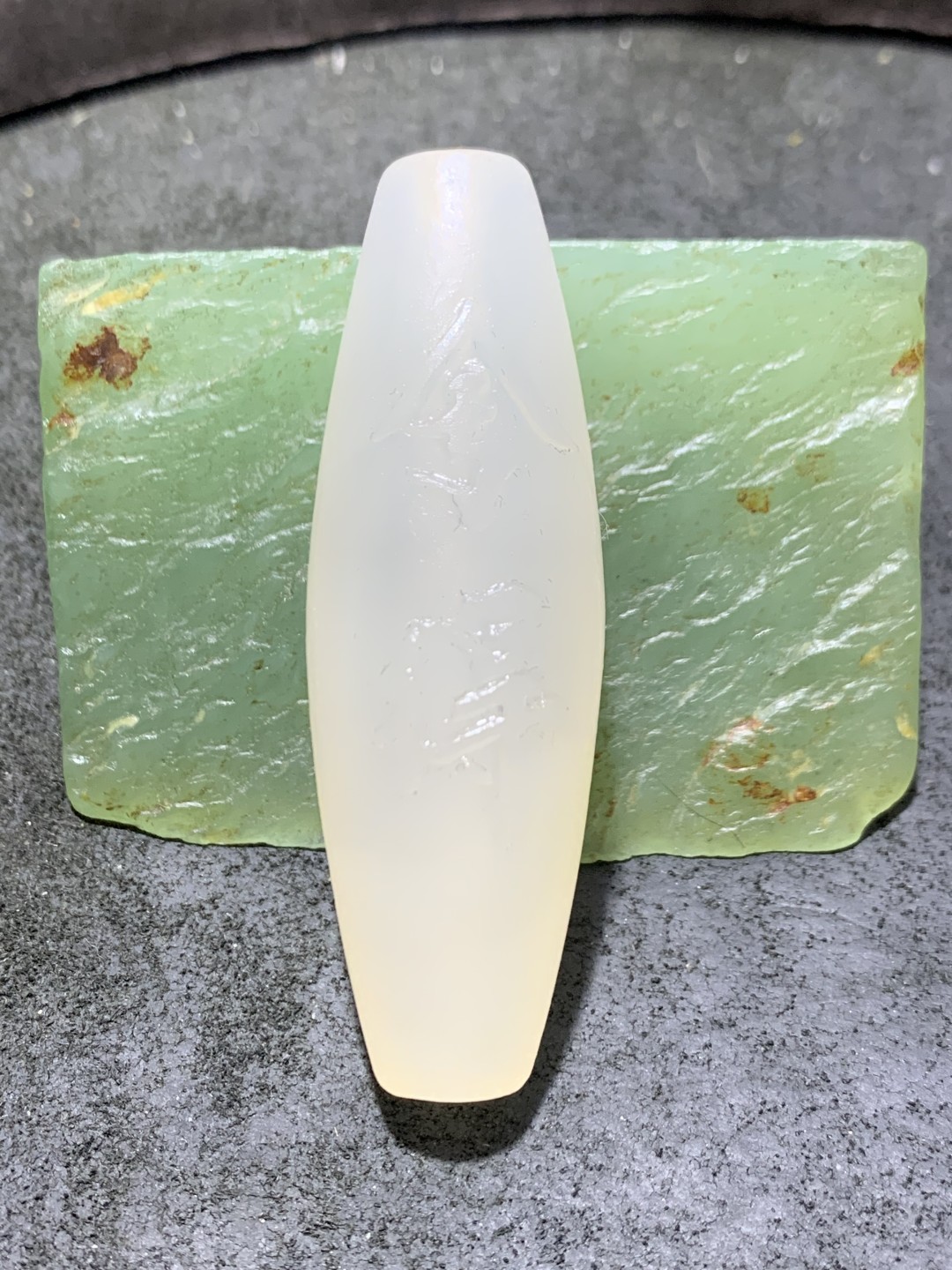 精美高玉化海洋玉髓手工雕刻舍得大桶珠一个！