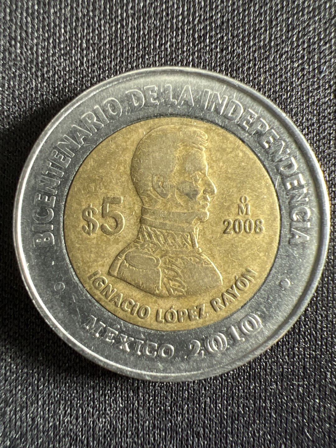 泡泡堂微拍第157幕硬币捡漏可累计专场👿👿，累计满二十元包邮，接受代拍业务 墨西哥5比索双色纪念币