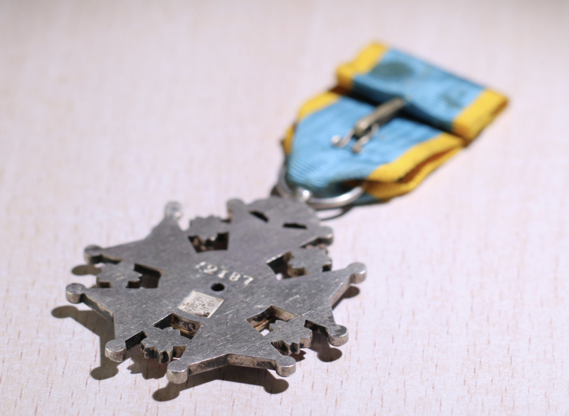 大猫徽章拍卖第224期 北洋时期 中华民国奖章 银质 绶带后配