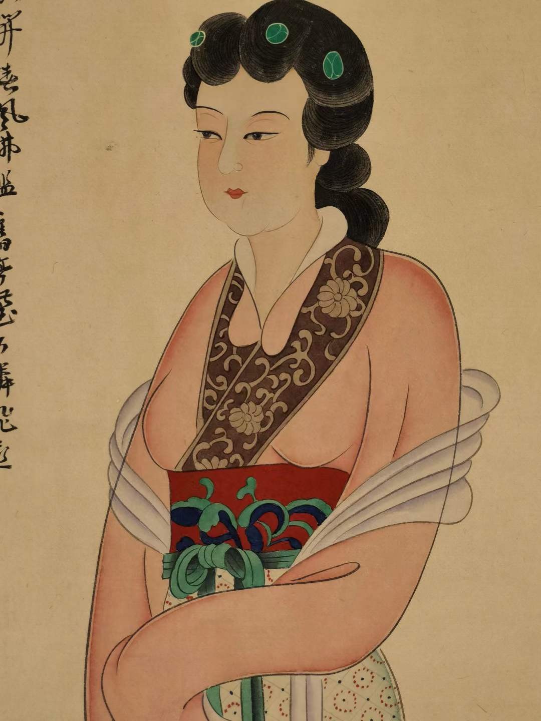 张大千纸本仕女图。张大千（1899年5月10日—1983年4月2日），四川省内江市人，原名正权，后改名爰，中国近现代国画家。