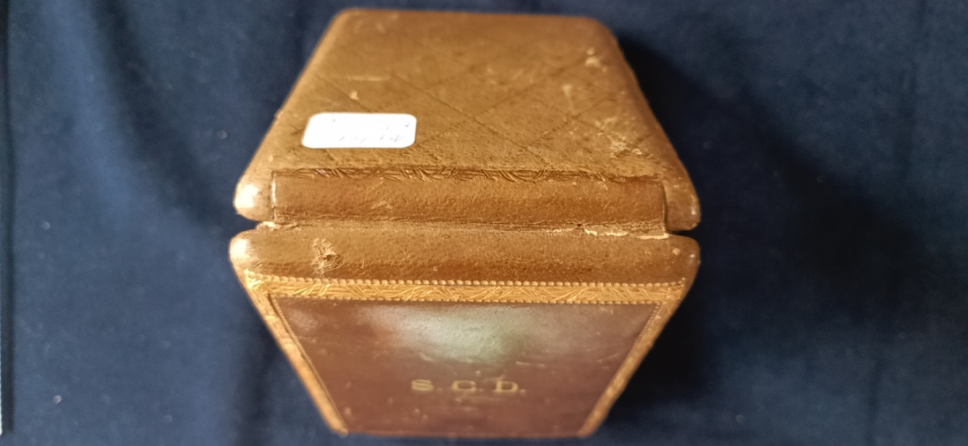 法百、罗蒂，婚章、八角、圣牌第十三期 宗教物品，圆牌直径55mm，盒子12x9cm