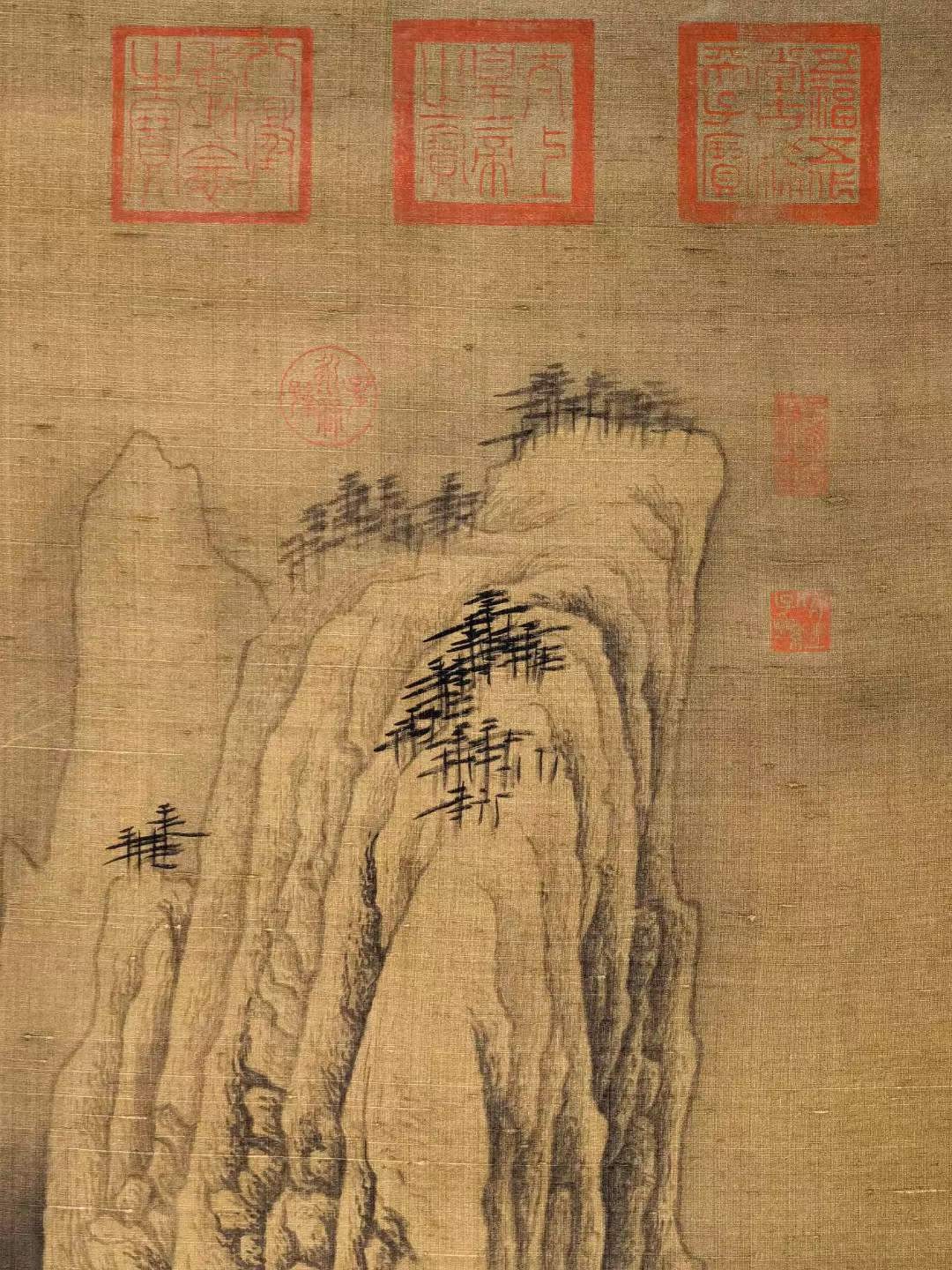 吴镇绢本大六尺山水立轴。吴镇（1280年—1354年），字仲圭，号梅花道人，浙江嘉兴人。元代画家、书法家、诗人。 吴镇绢本大六尺山水立轴。吴镇（1280年—1354年），字仲圭，号梅花道人，浙江嘉兴人。元代画家、书法家、诗人。