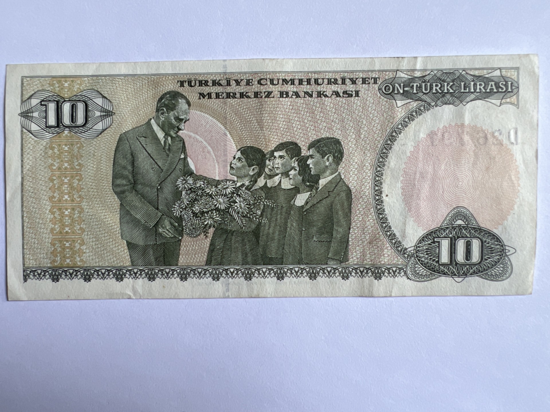 泡泡堂微拍第163幕纸币捡漏可累计专场👿👿，累计满二十元包邮，接受代拍业务 土耳其10里拉