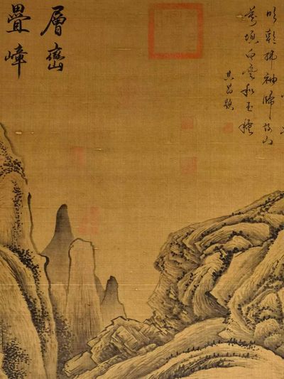 关仝大六尺珍品绢本山水图。关仝（约907-960年），京兆长安人。五代时期杰出画家，与荆浩、董源、巨然并称“四大山水画家”。 关仝大六尺珍品绢本山水图。关仝（约907-960年），京兆长安人。五代时期杰出画家，与荆浩、董源、巨然并称“四大山水画家”。