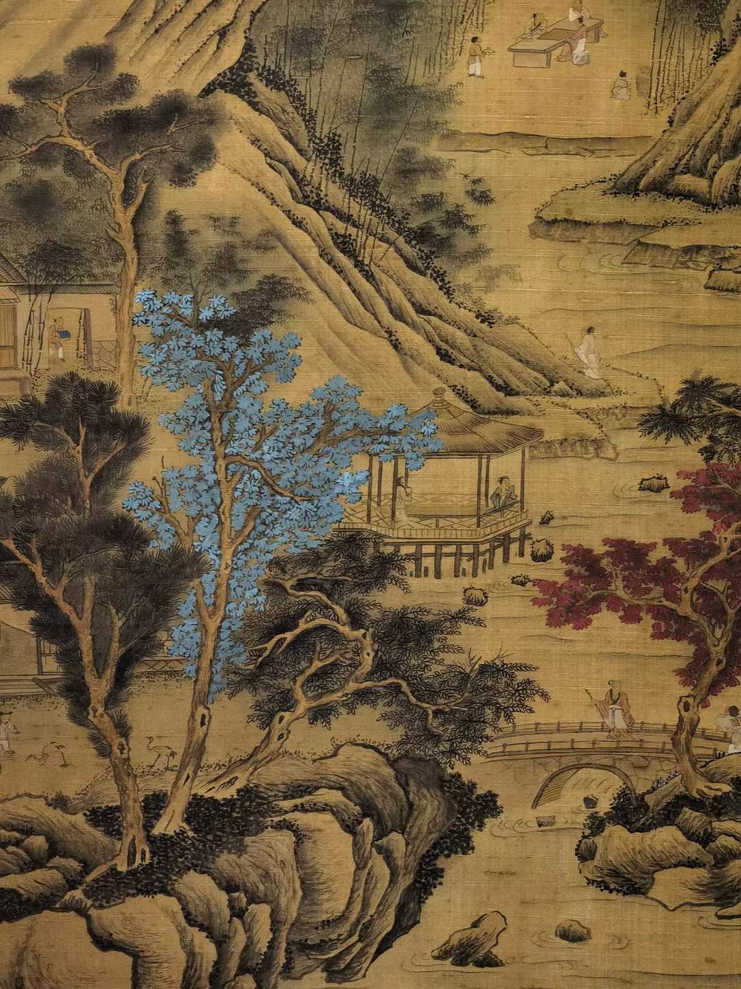 赵雍绢本大六尺立轴。（1289年－1369年），字仲穆，吴兴（今浙江湖州）人。元代书画家。赵孟頫之子。擅山水，尤精人物鞍马，亦作界画。