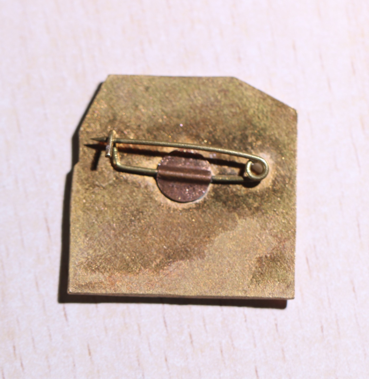 大猫徽章拍卖第224期 中美苏1990年联合登珠峰纪念章