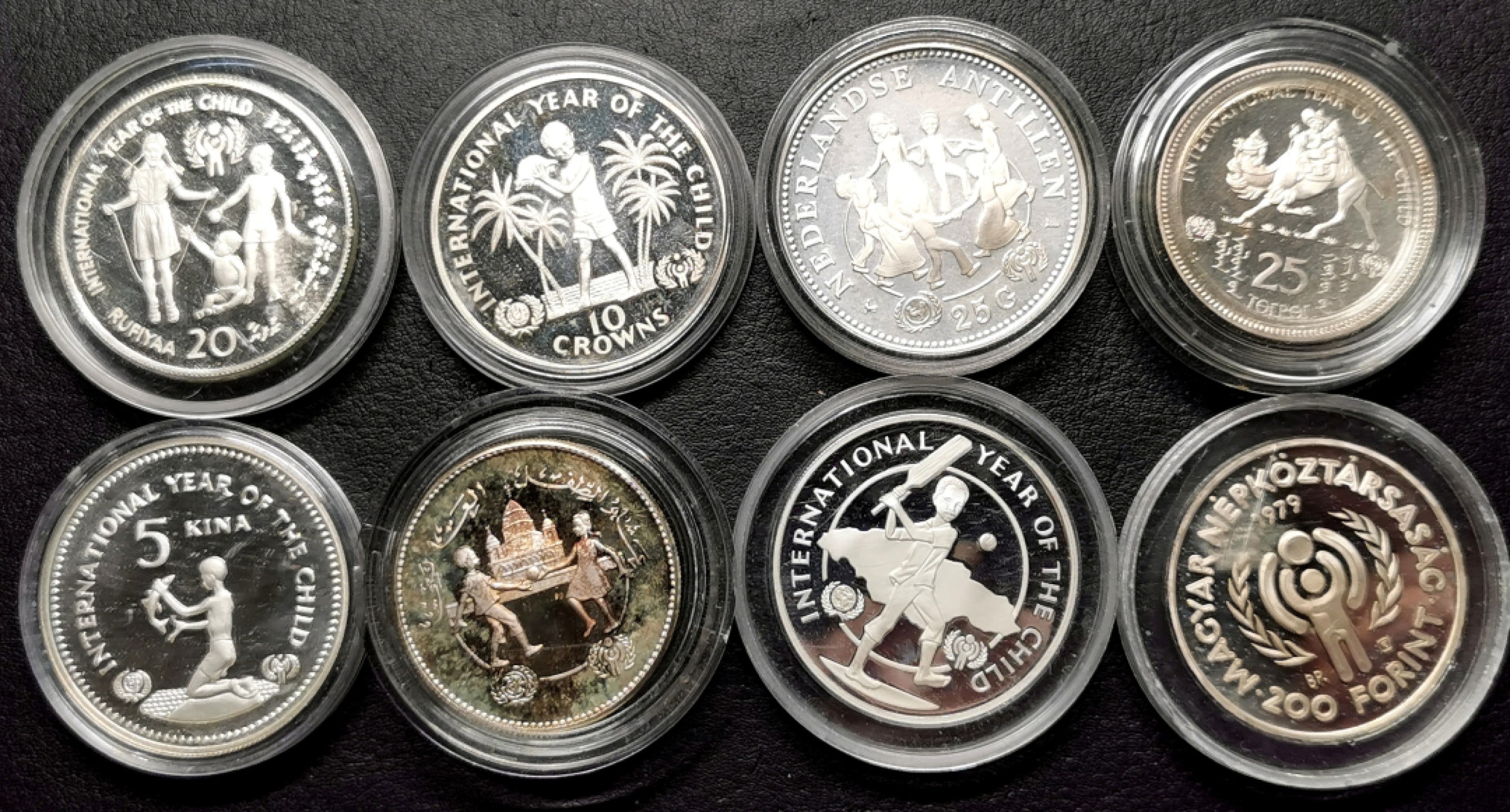 凡希社世界钱币微拍第二百三十九期 各国儿童年纪念银币八枚 部分有氧化