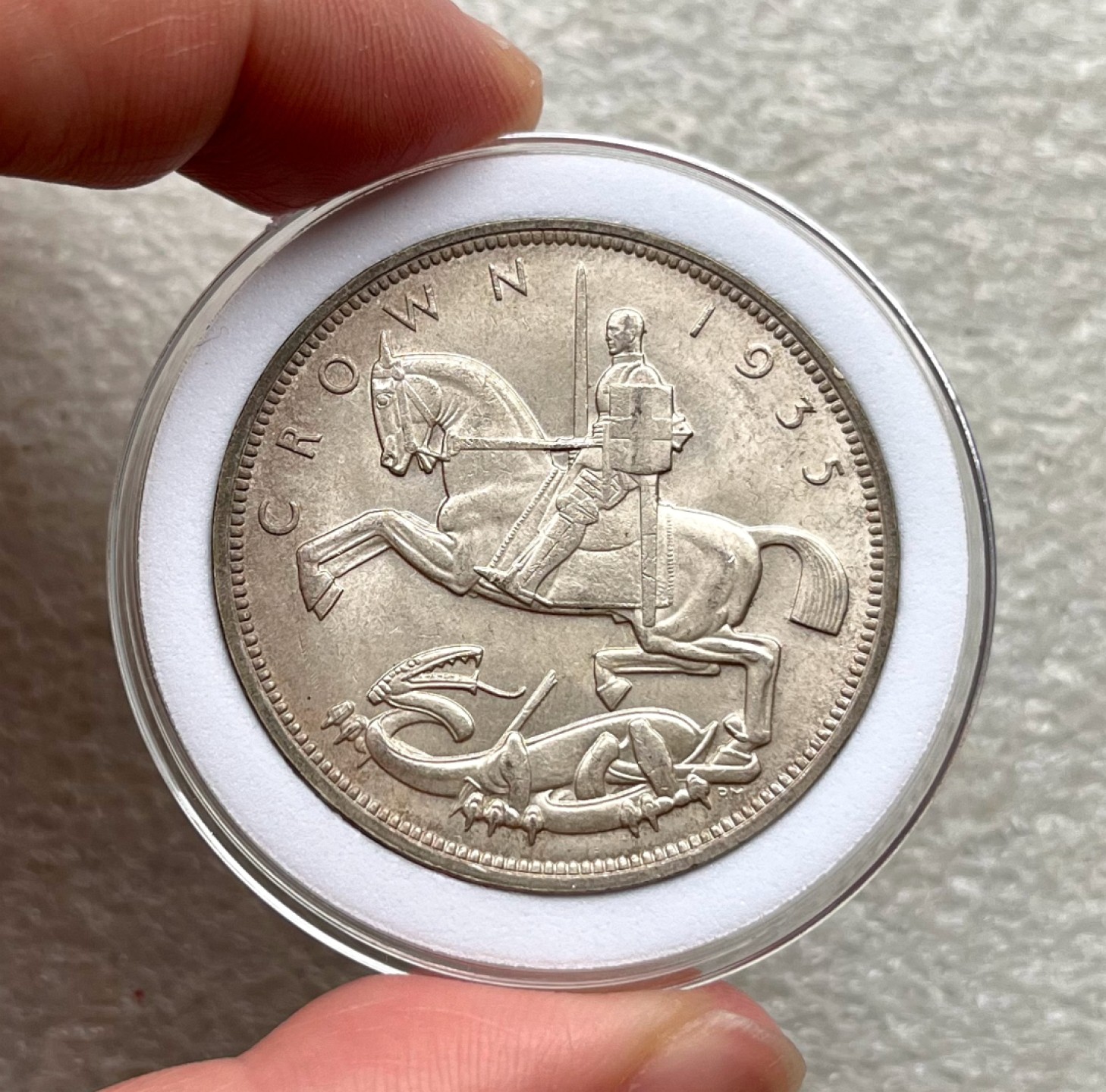 彼得堡世界钱币勋章拍卖第53期 英国1935年1克朗木马剑银币，乔治五世，MS级转光、可评级品相