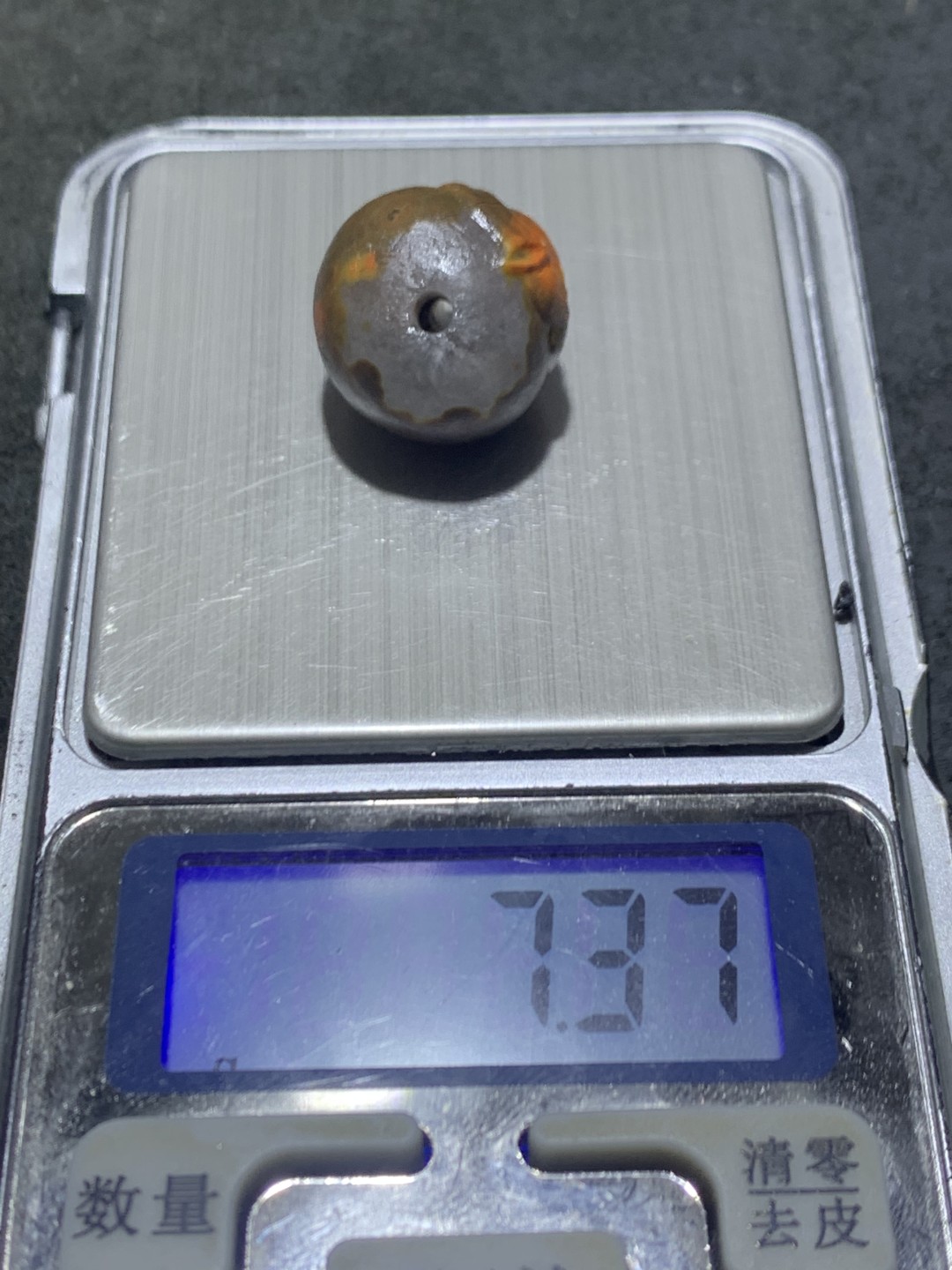 精美亚光冰飘战国红玛瑙雕刻汗血宝马随形珠一颗！寓意：马到成功