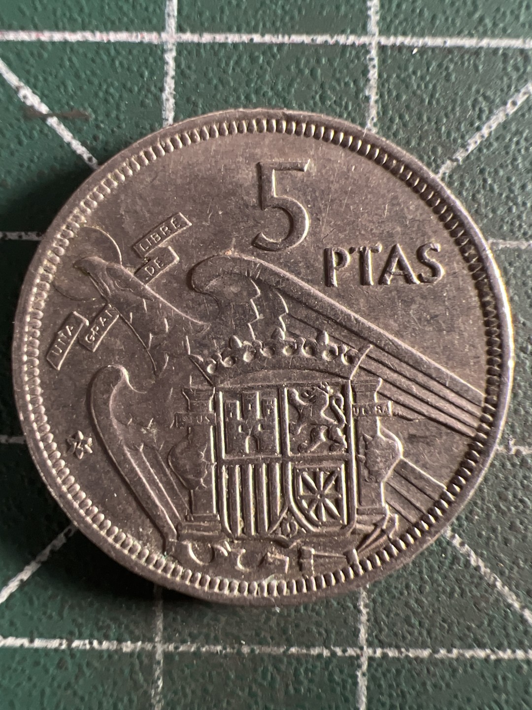 泡泡堂第325期  世界硬币 （无押金，捡漏，全场20包邮，偏远地区除外，接收代拍业务） 西班牙5比塞塔