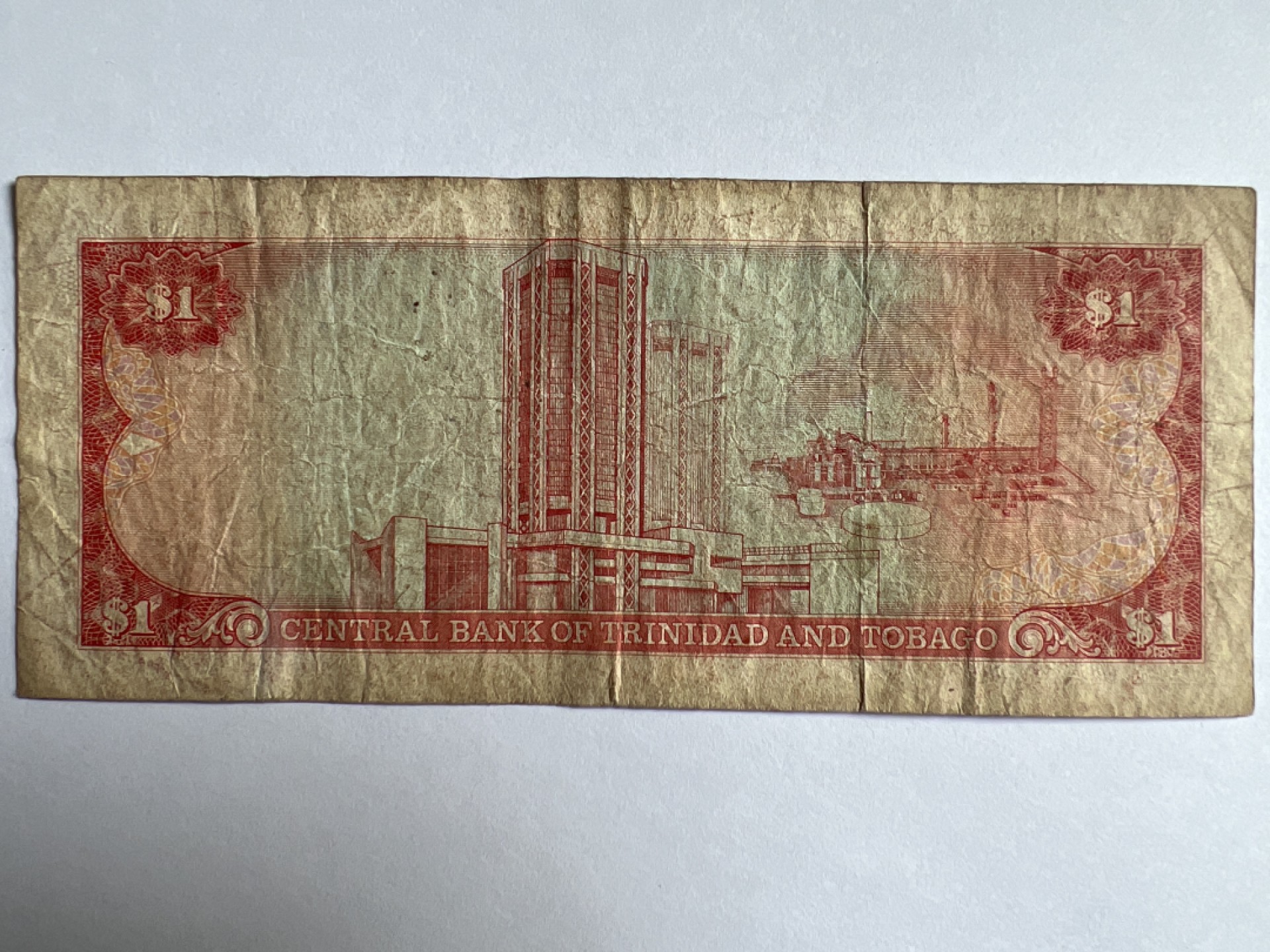 泡泡堂微拍第164幕纸币捡漏可累计专场👿👿，累计满二十元包邮，接受代拍业务 特立尼达和多巴哥1元