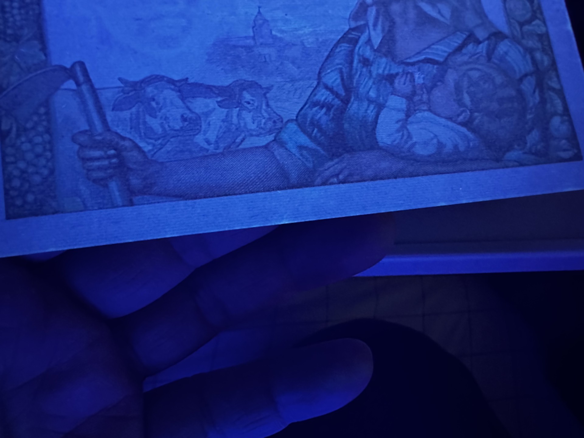 《外钞收藏家》第二百六十九期 1943年法国10法郎 全新 边上轻微潮