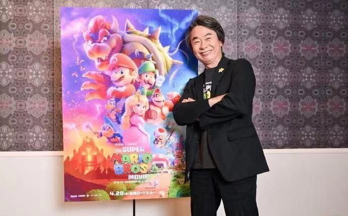 零元拍 ：“马里奥之父”，任天堂的王牌游戏设计师：宫本茂亲笔签名最近热映的《超级马里奥兄弟大电影》大陆公映正式版海报，独此一张！尺寸A3