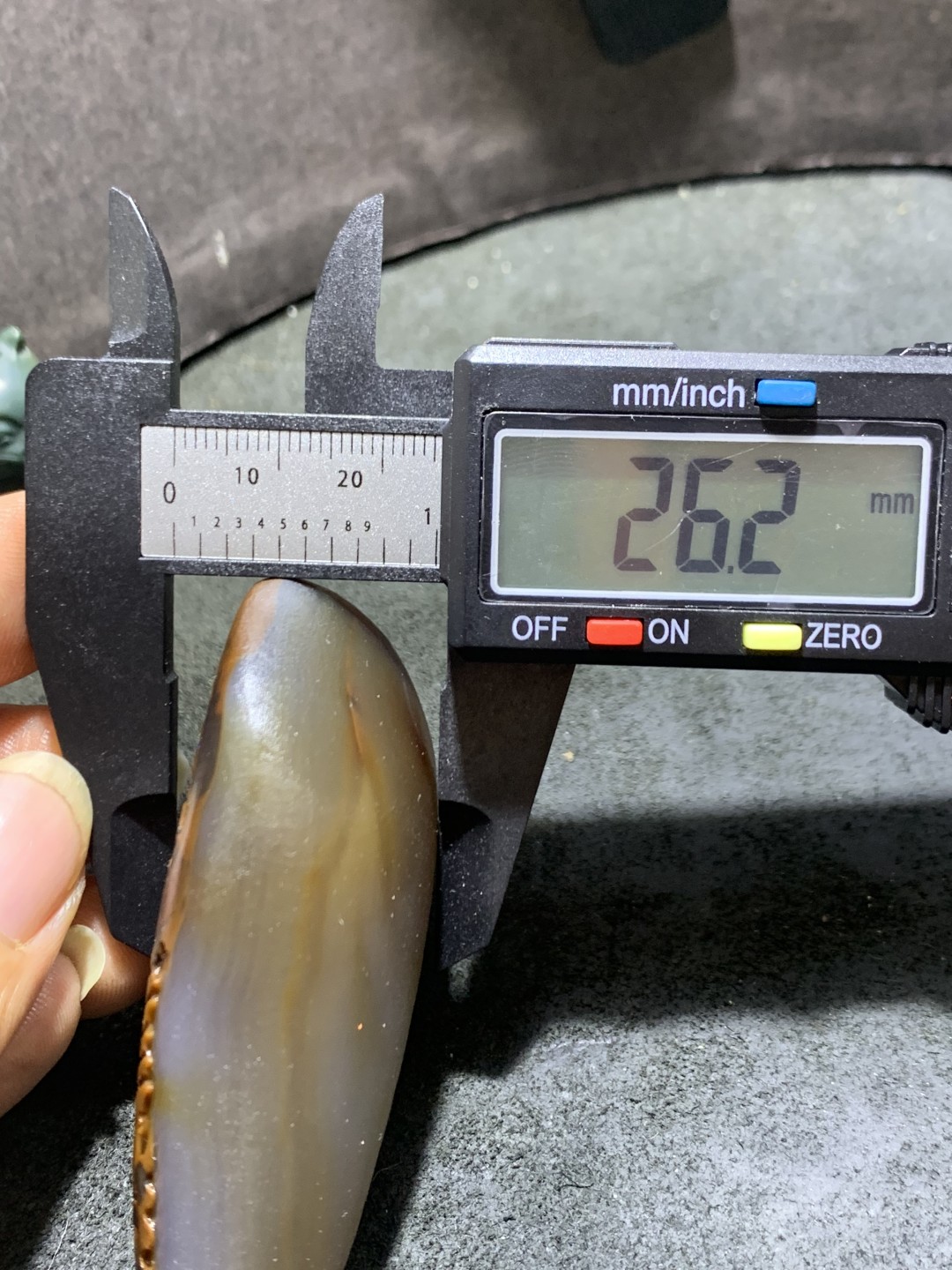 精美亚光高玉化巴西玛瑙手工雕刻佛国净土意境把件（摆件)一个！
