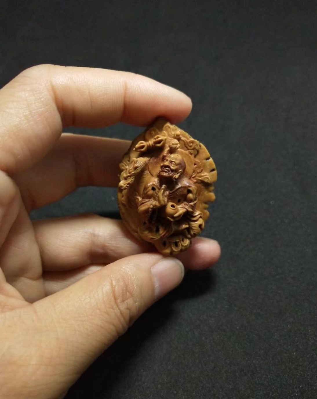 精品桃核雕小罗汉手工雕刻