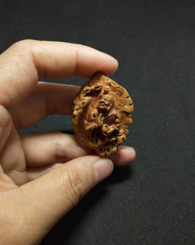 精品桃核雕小罗汉手工雕刻 精品桃核雕小罗汉手工雕刻