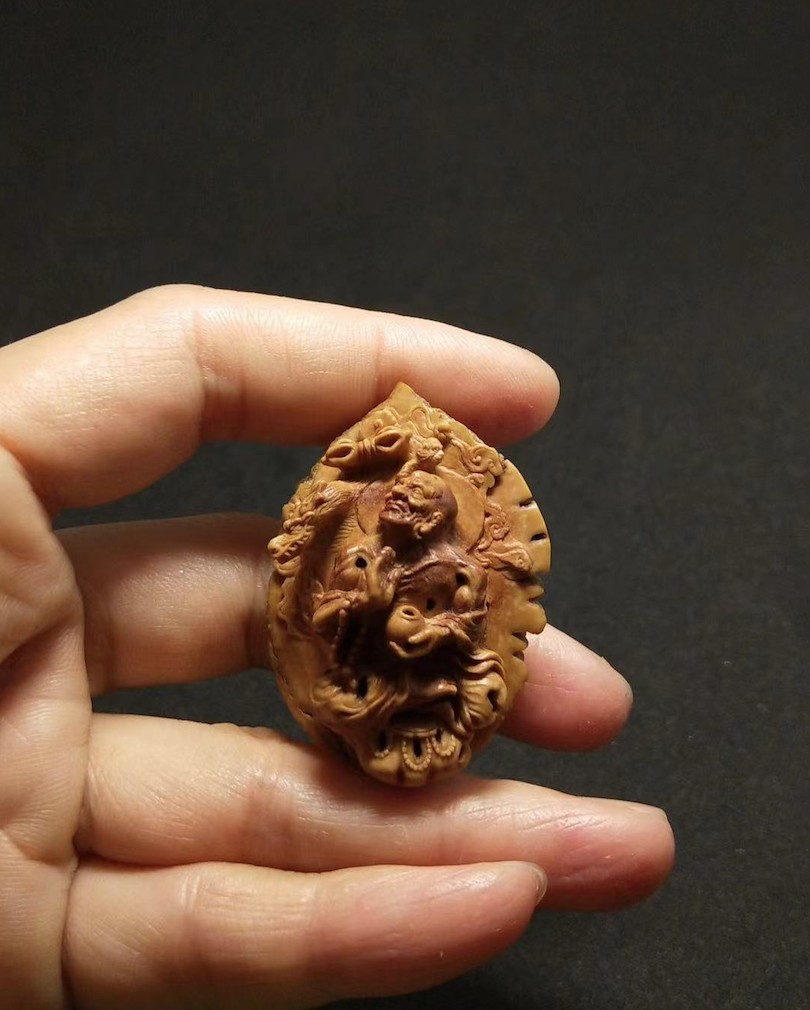 精品桃核雕小罗汉手工雕刻