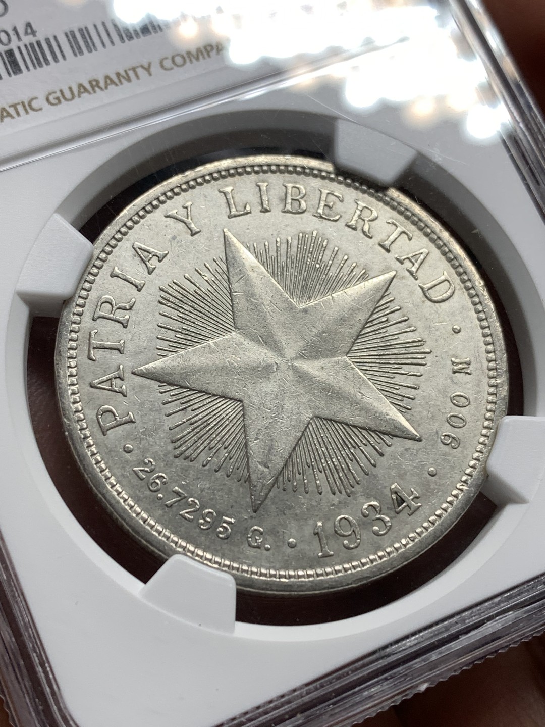 《竞宝斋》第167场-周日，周一，周四 3场 (全场包邮) NGC-AU 古巴1934年大五星一比索银币 细节清晰 热门品种