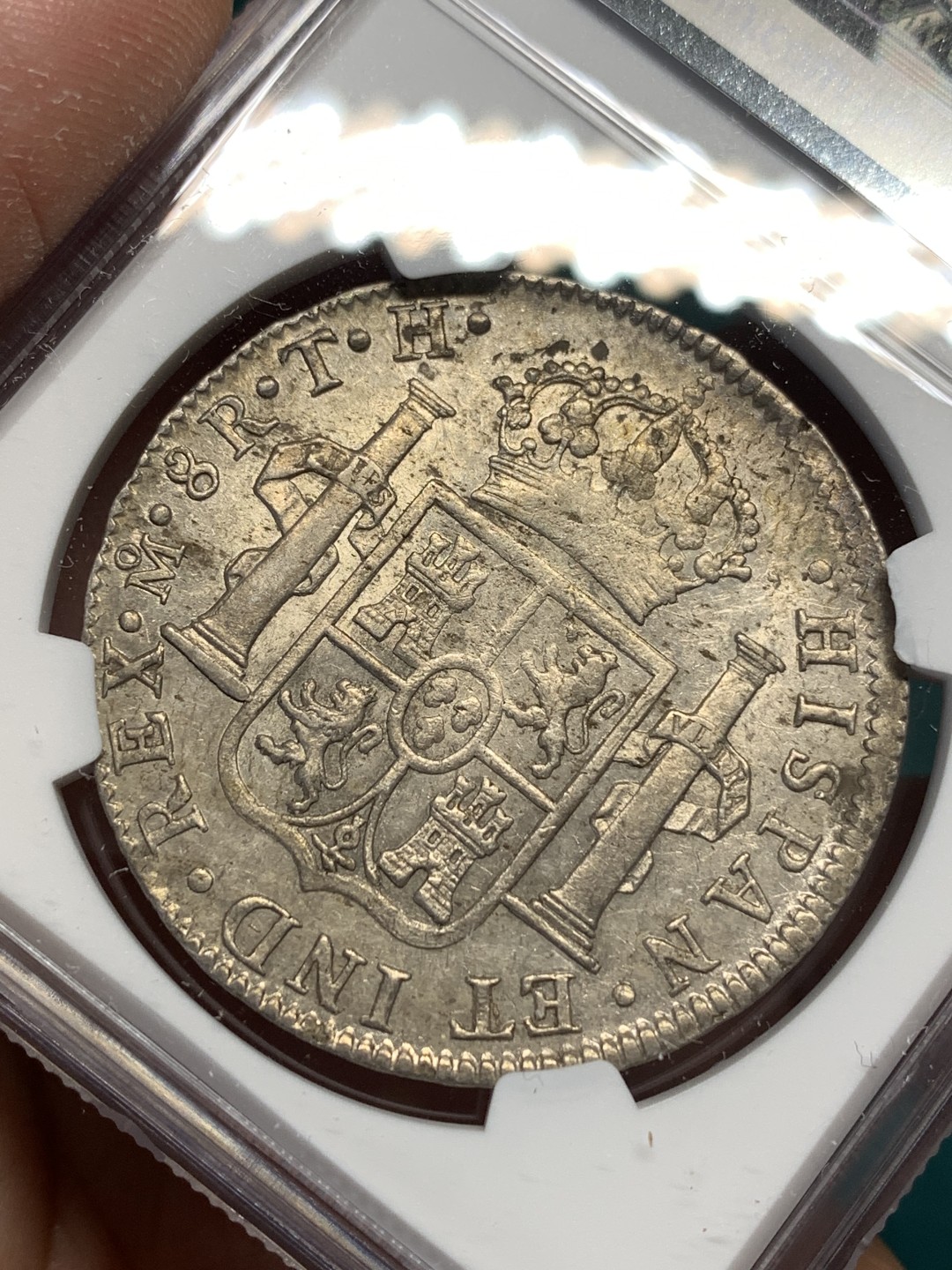 《竞宝斋》第167场-周日，周一，周四 3场 (全场包邮) NGC AU55 墨西哥 1807年 卡四 双柱 大银币 正反深打 底光充分很不错