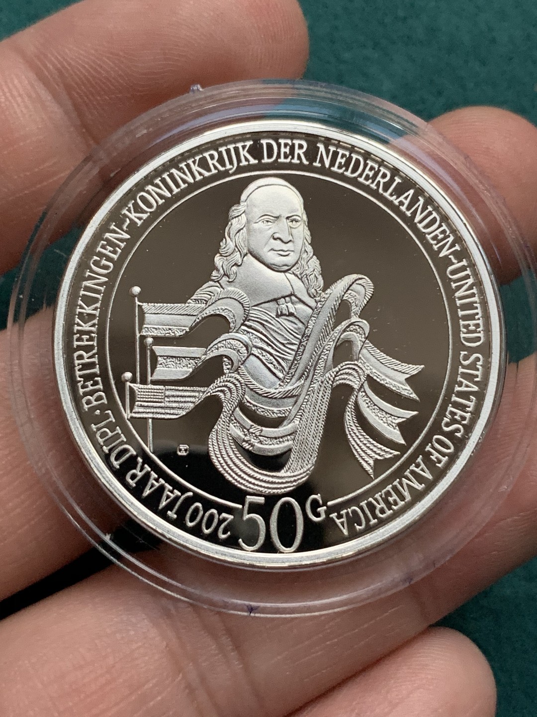 《竞宝斋》第167场-周日，周一，周四 3场 (全场包邮) 原盒荷属安德烈斯1982年50盾精制大银币。925银，直径38mm，重量25g