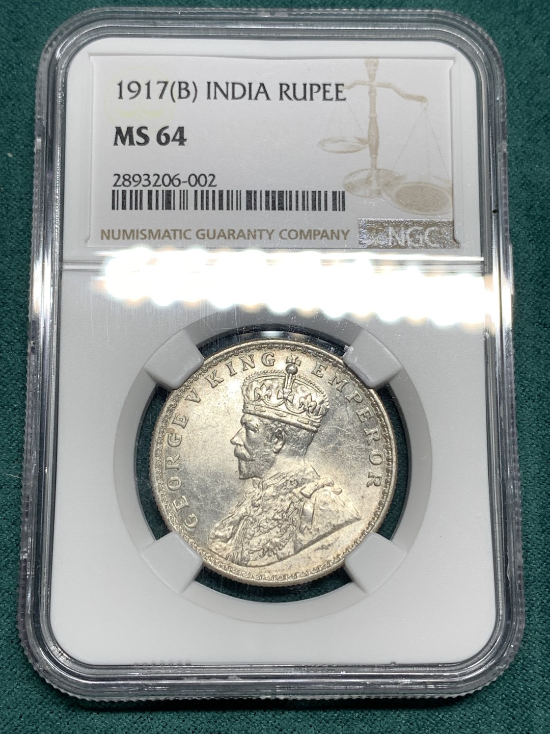 《竞宝斋》第167场-周日，周一，周四 3场 (全场包邮) NGC-MS64分，1917B版英属印度乔五1卢比银币，原光轻包浆，外拍大涨品种，更高分只有6枚