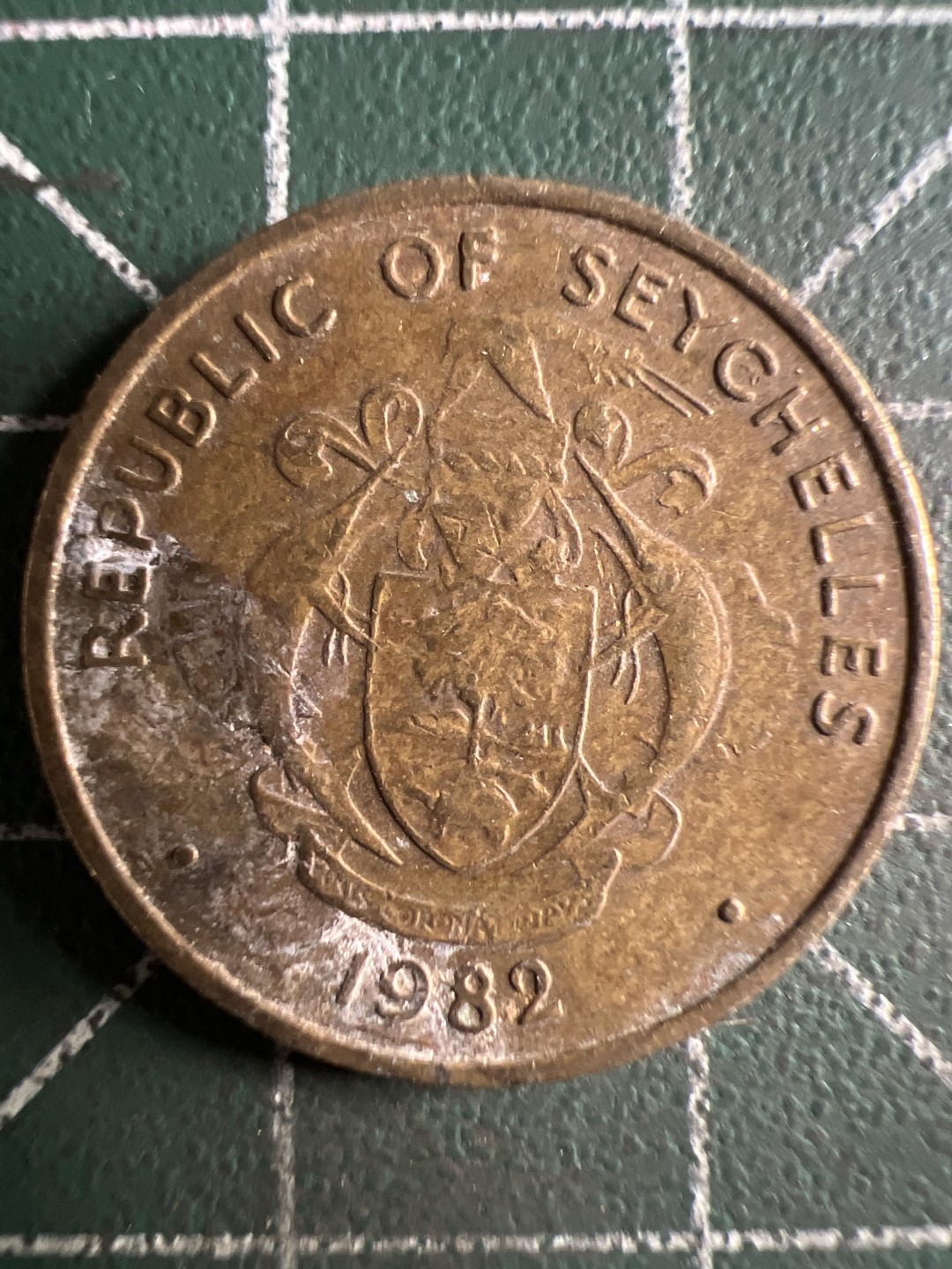 泡泡堂第322期  世界硬币 （无押金，捡漏，全场20包邮，偏远地区除外，接收代拍业务） 塞舌尔十分