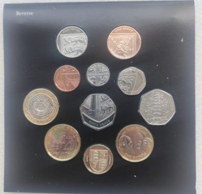 巴斯克收藏第126期 原包装纪念银币、套币 30/31/1号三场连拍 全场包邮 - 英国2009年mintset十一枚大全套 带九层塔50便士珍稀纪念币 keydate 套币