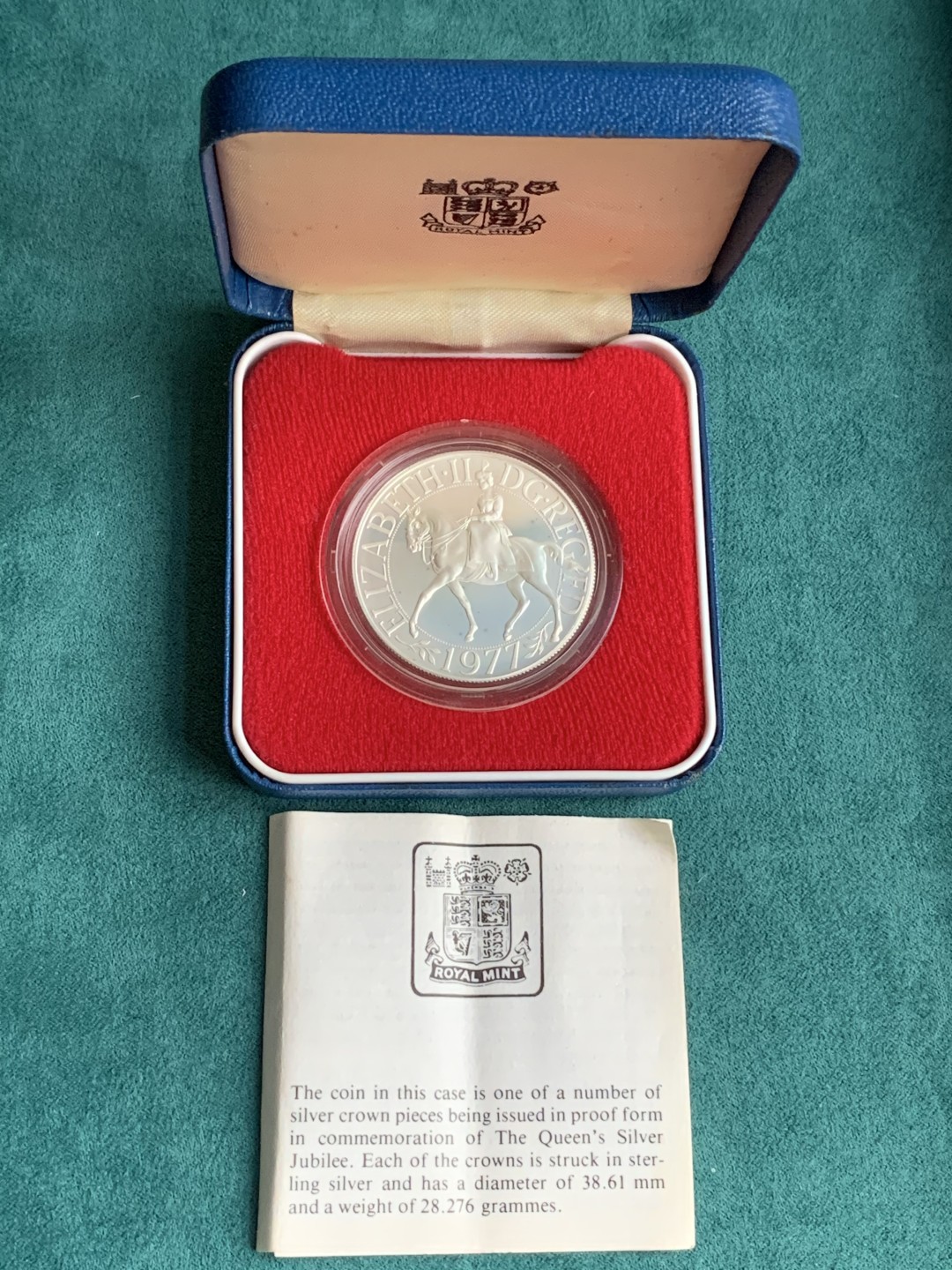 《竞宝斋》第167场-周日，周一，周四 3场 (全场包邮) 英国 1977 伊丽莎白二世 登基纪念 精制克朗 大银币 状态佳 盒套证齐全
