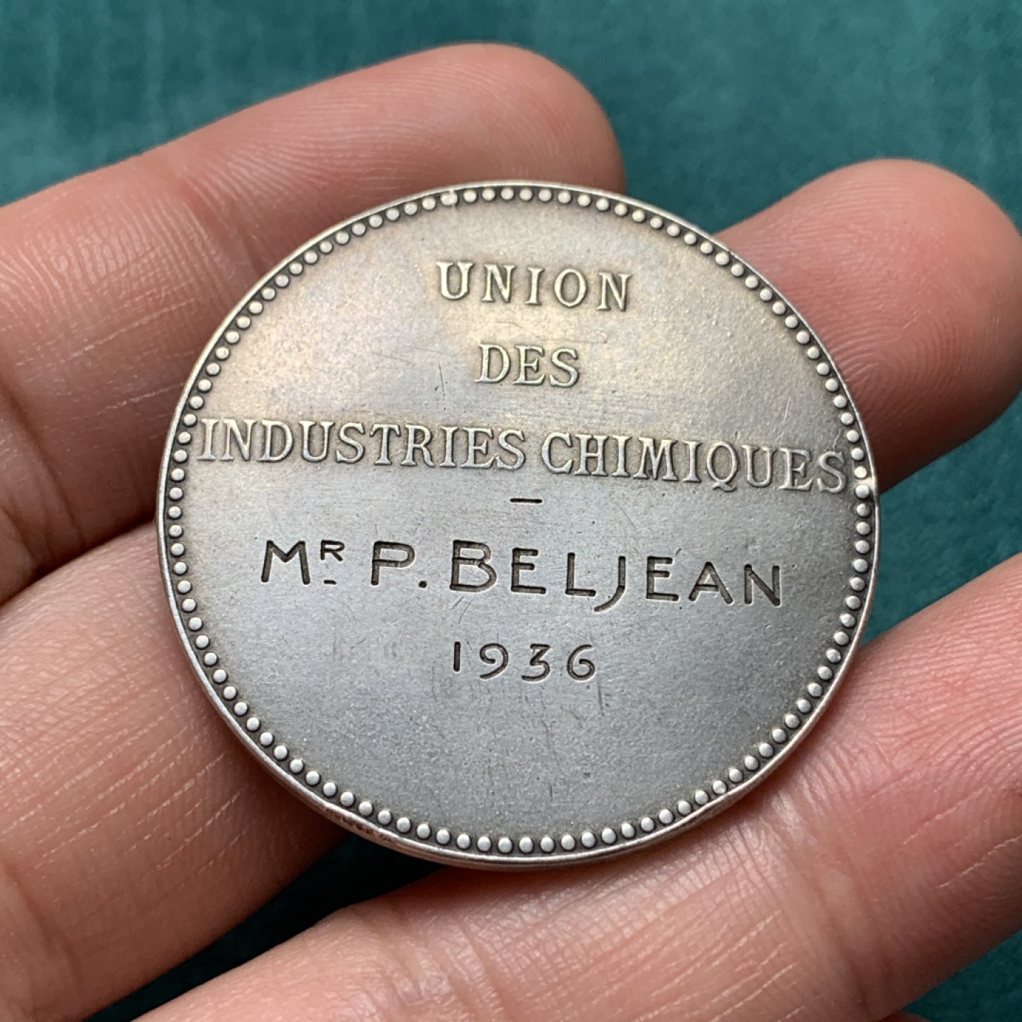 《竞宝斋》第167场-周日，周一，周四 3场 (全场包邮) 法国1936 圆jeton银，化学工业联合，底板丝滑，边铭AR，直径37mm，重24.16g