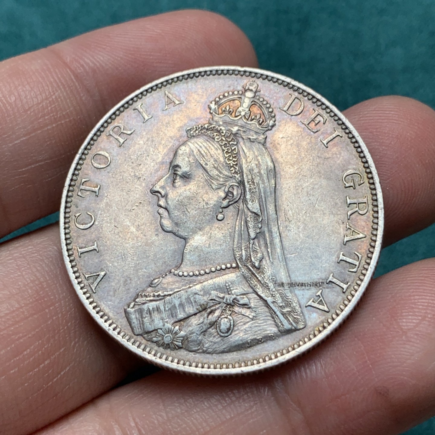 《竞宝斋》第167场-周日，周一，周四 3场 (全场包邮) 英国1887年 维多利亚 高冠 双福林（4先令）银币