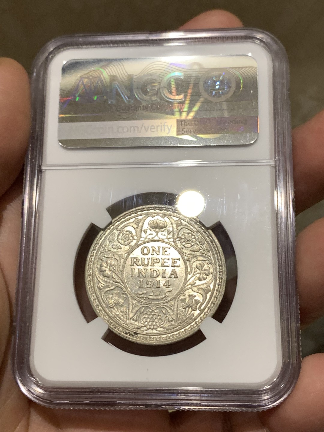 《竞宝斋》第167场-周日，周一，周四 3场 (全场包邮) NGC MS62 英属印度 1914 乔五卢比银币，状态不错的一枚