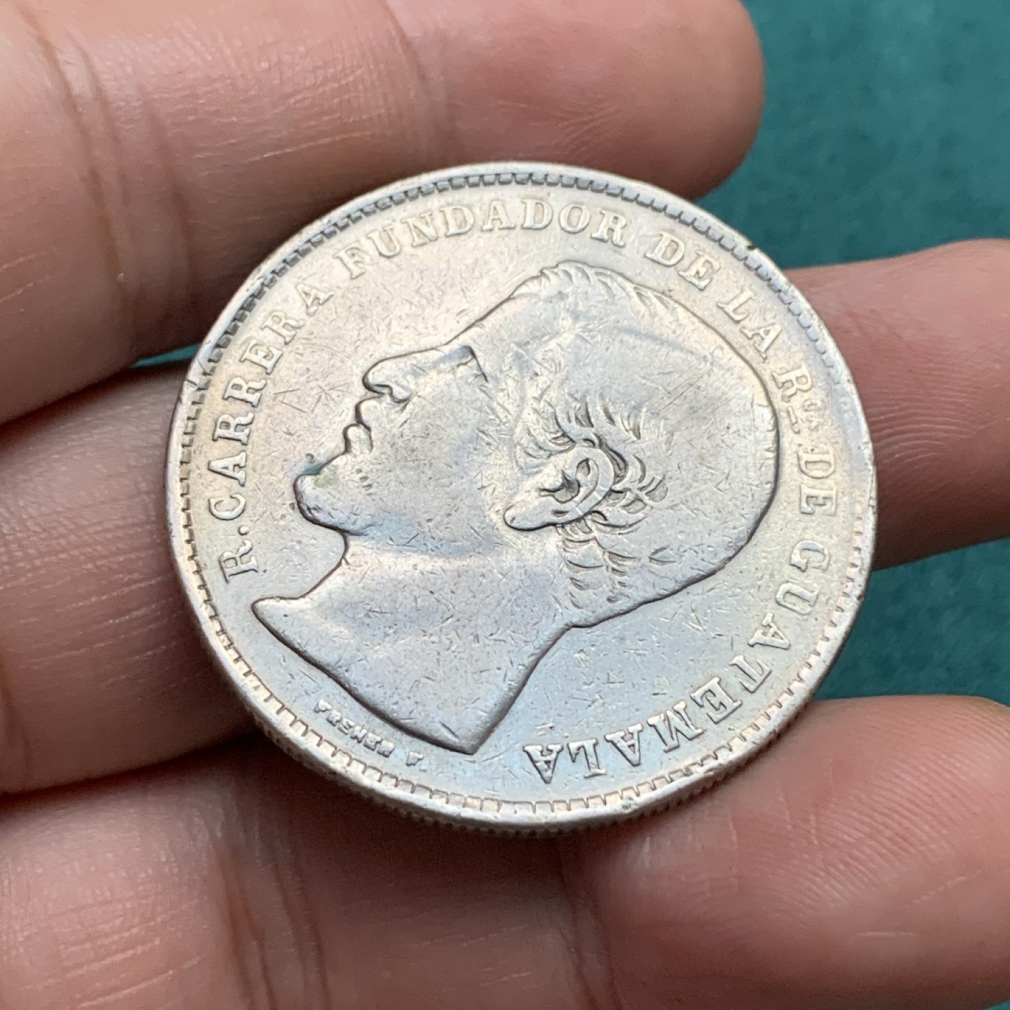 《竞宝斋》第167场-周日，周一，周四 3场 (全场包邮) 1867年 危地马拉 1比索大银币，少见品种